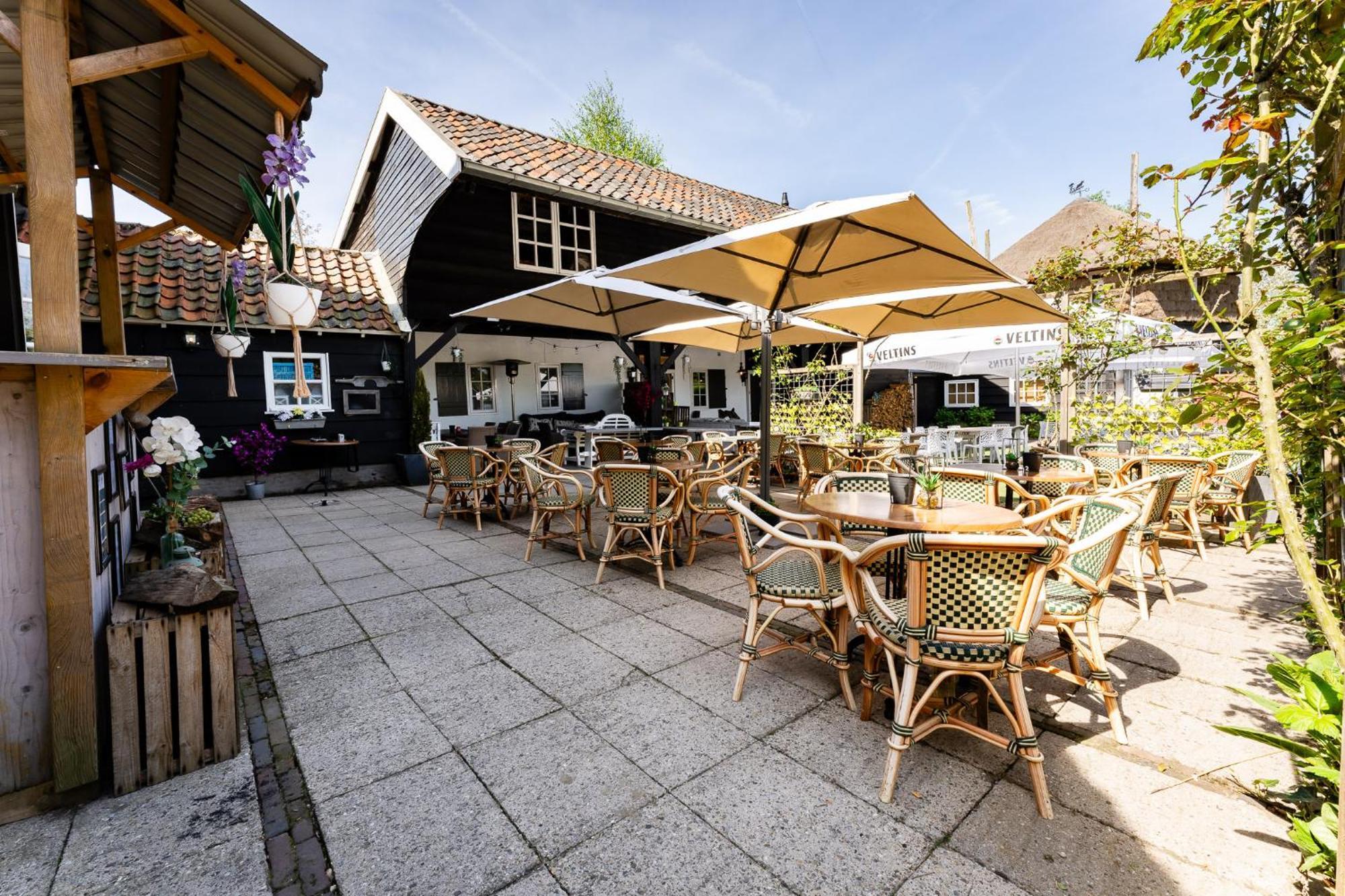Herberg De Lingehoeve Oosterwijk Eksteriør billede